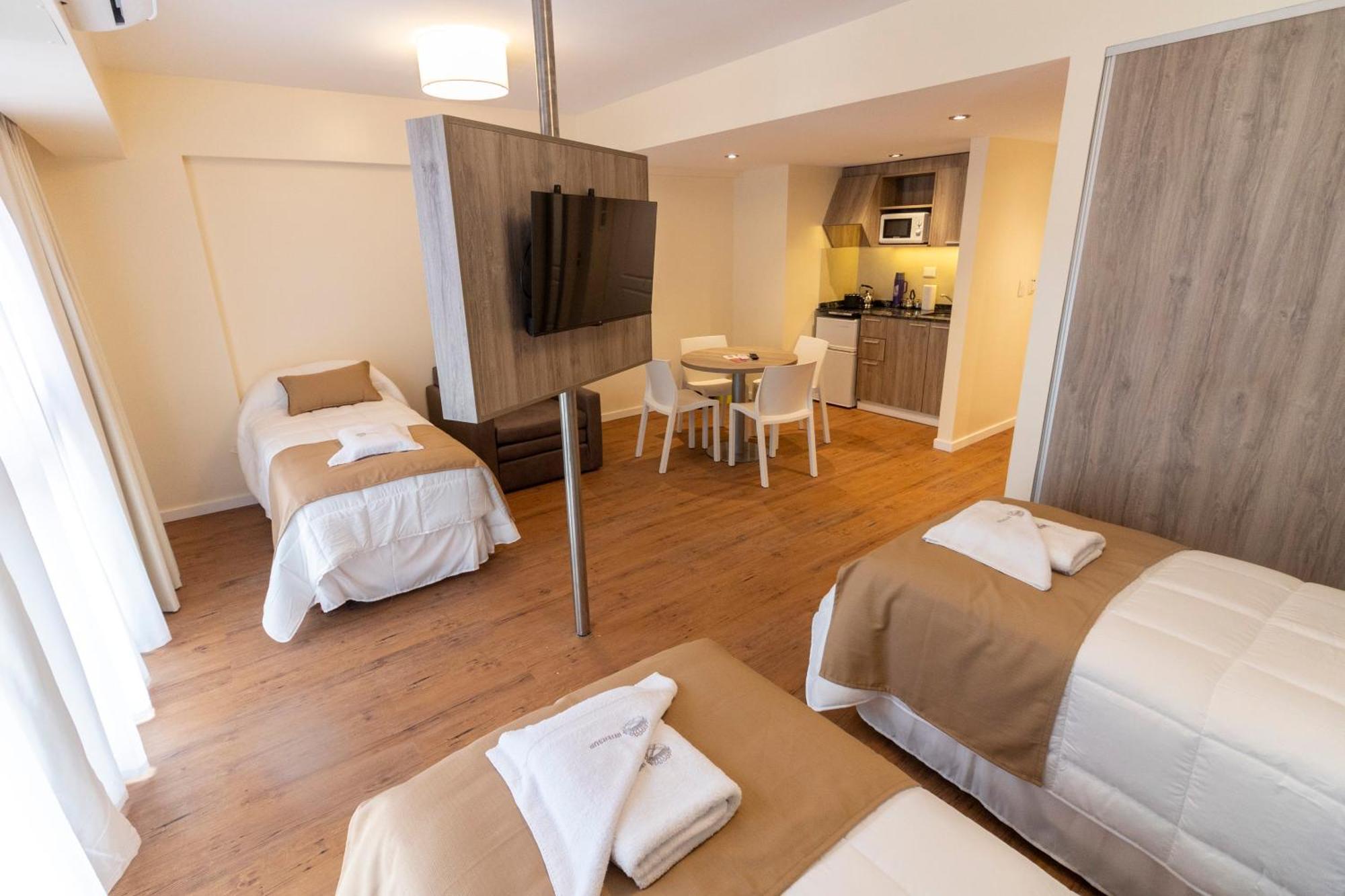Intersur Suites Buenos Aires Eksteriør bilde
